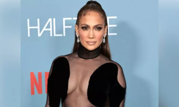 JLo says she didn’t get enough love as child from ‘narcissistic’ mother