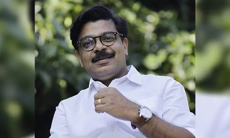 Kerala Vigilance Court accepts Cong MLA’s petition against CM Vijayan, daughter Kerala Vigilance Court accepts Cong MLA’s petition against CM Vijayan, daughter