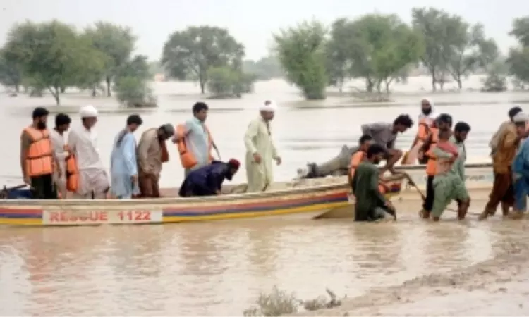 29 killed, 50 injured due to heavy rains in Pakistan 29 killed, 50 injured due to heavy rains in Pakistan