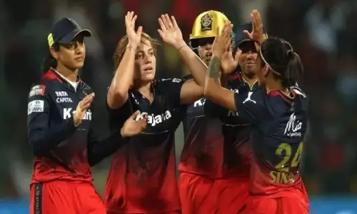 Mandhana, Perry carry RCB to 23-run win over UPW