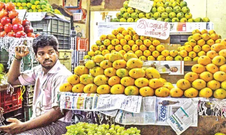 Seasonal fruit prices increased as mercury soar in Chennai