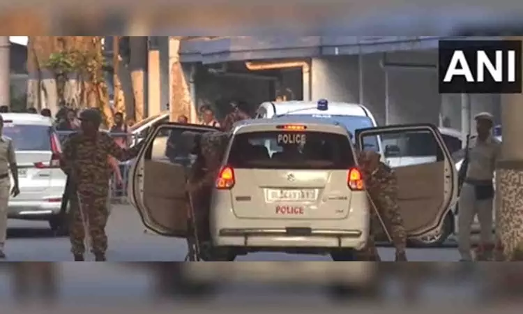 CBI team reaches to Kolkata to take Shahjahan into custody CBI team reaches to Kolkata to take Shahjahan into custody