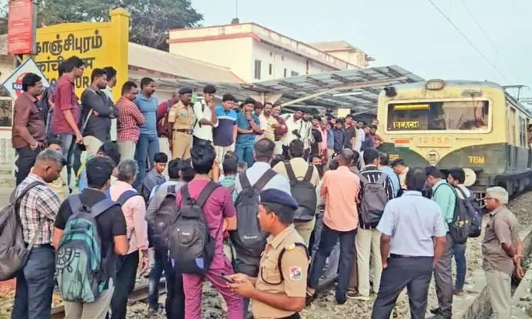 Passengers protest against delay in train services at Kancheepuram railway station Passengers protest against delay in train services at Kancheepuram railway station