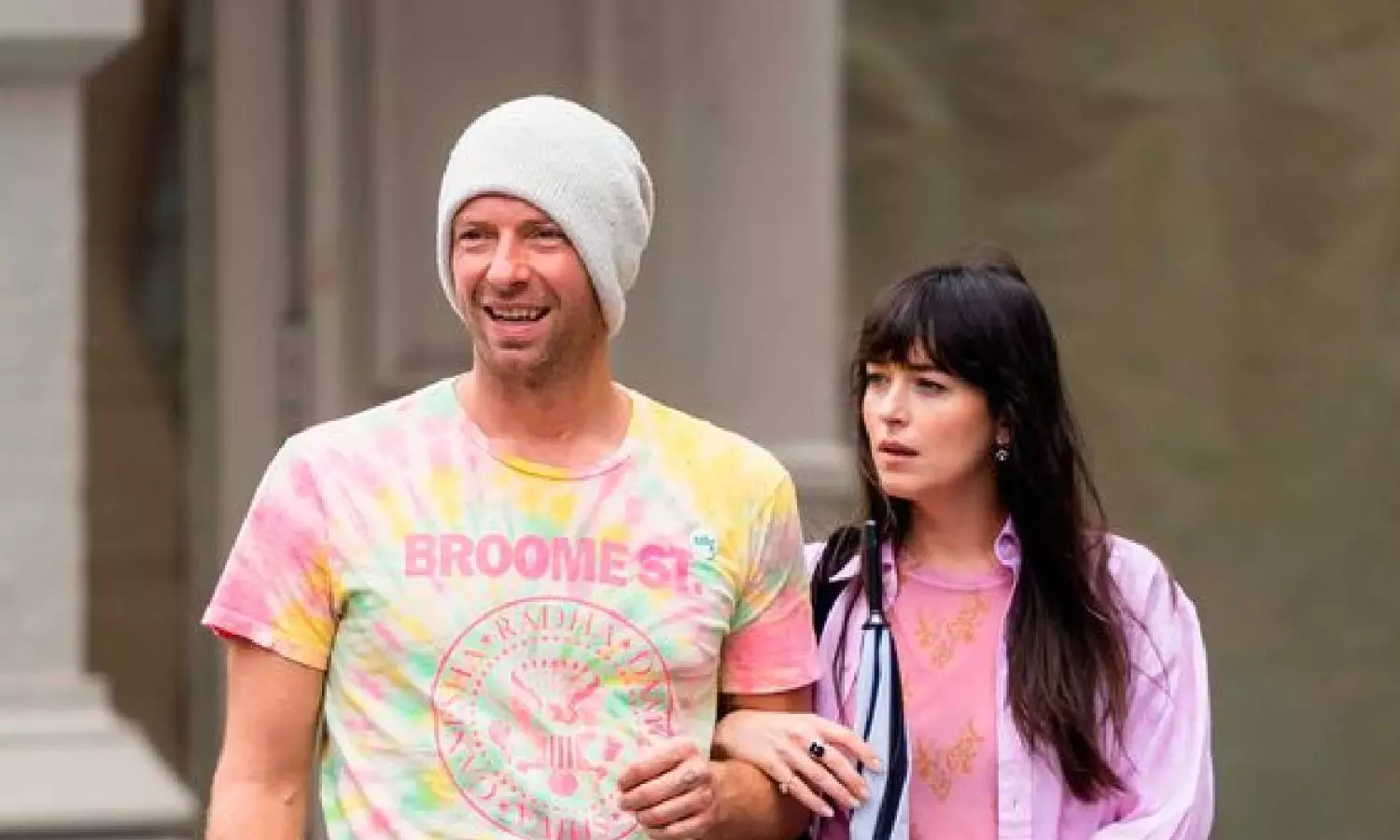 Chris Martin, Dakota Johnson engaged?