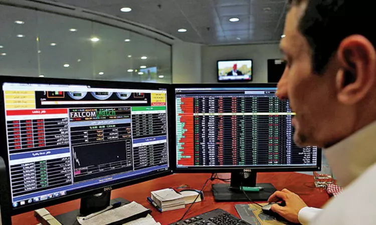 Foreign fund outflows, weak global equities drag markets