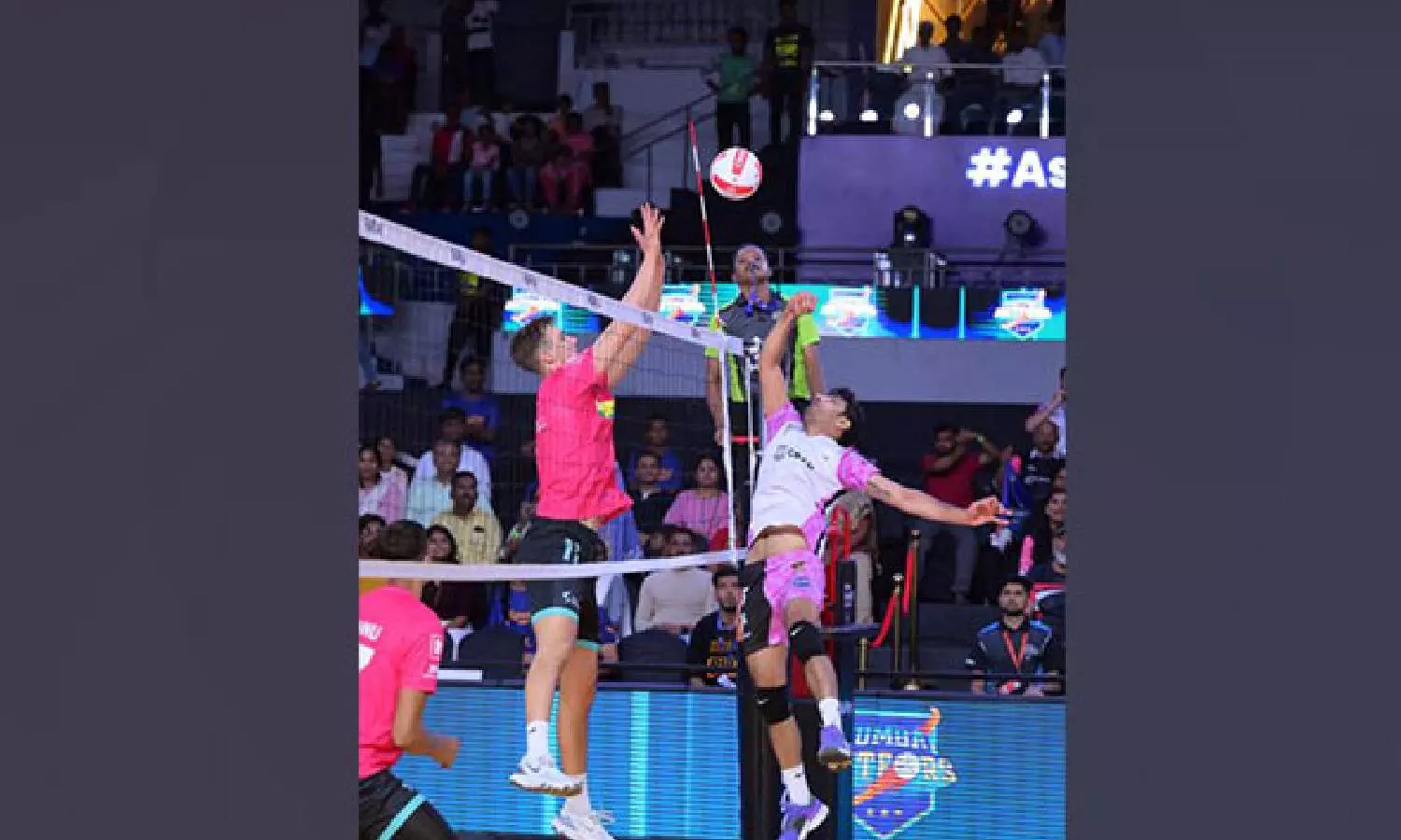 Bengaluru Torpedoes beat Mumbai Meteors in straight sets in do-or-die Super 5s contest