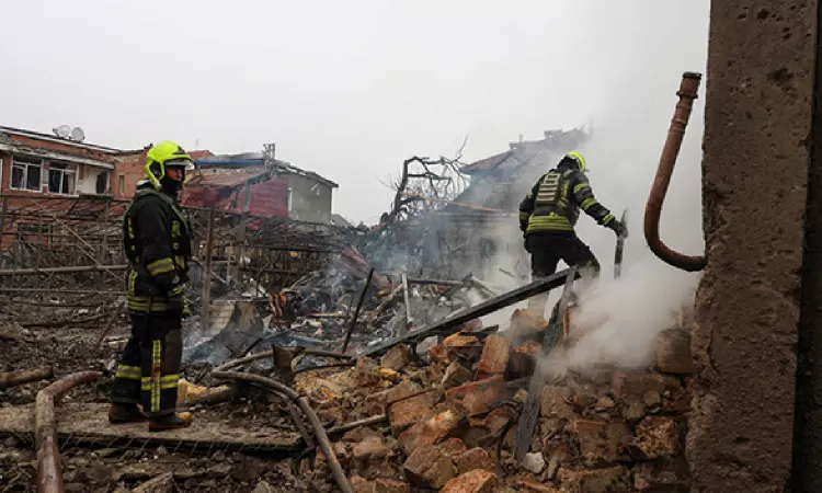 Russian missile strike decimates civilians in Odesa, 20 dead in deadliest attack yet Russian missile strike decimates civilians in Odesa, 20 dead in deadliest attack yet