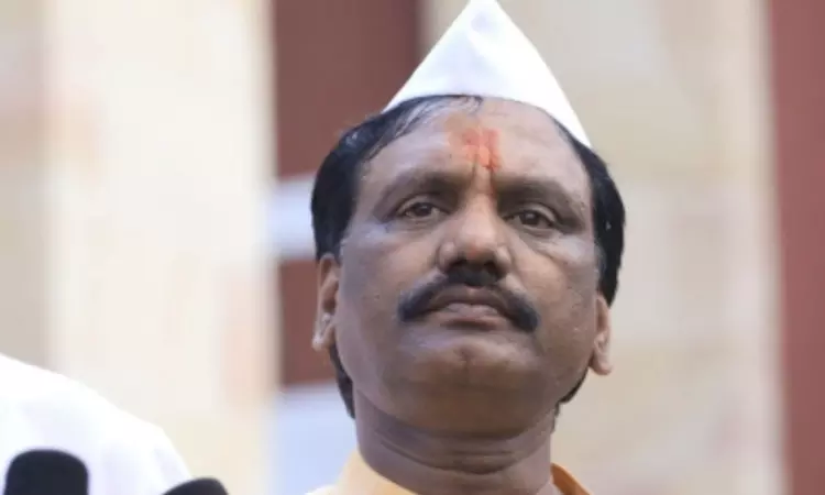 Im with Sena Chief Uddhav Thackeray... Yesterday, today and tomorrow: Maha LoP Im with Sena Chief Uddhav Thackeray... Yesterday, today and tomorrow: Maha LoP