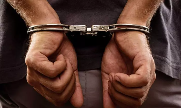 Mob attacks foreign students for offering namaz; two held Mob attacks foreign students for offering namaz; two held