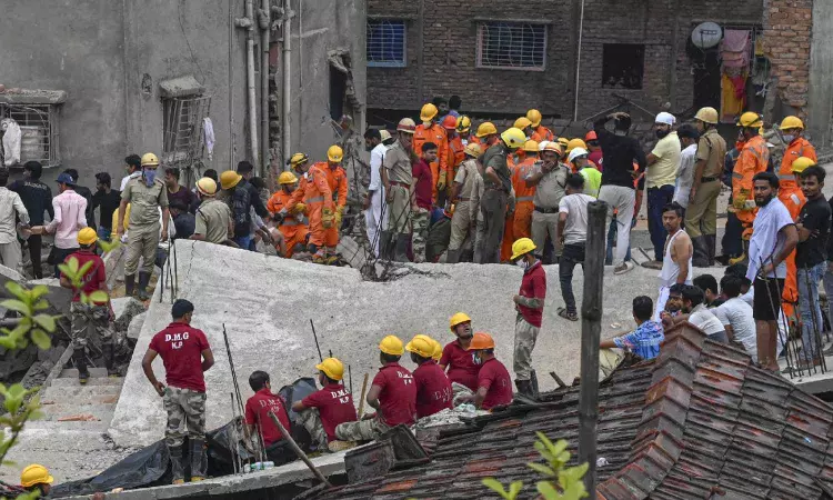 Rules flouted, low-quality materials used in collapsed Kolkata building: Civic body official Rules flouted, low-quality materials used in collapsed Kolkata building: Civic body official