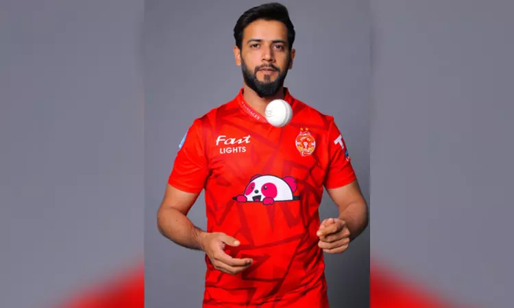 Pakistan all-rounder Imad Wasim asked to reconsider retirement for T20 WC