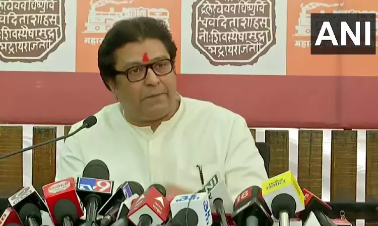 Raj Thackery-led MNS to oppose release of Abir Gulaal film for featuring Pakistani actor Fawad Khan Raj Thackery-led MNS to oppose release of Abir Gulaal film for featuring Pakistani actor Fawad Khan