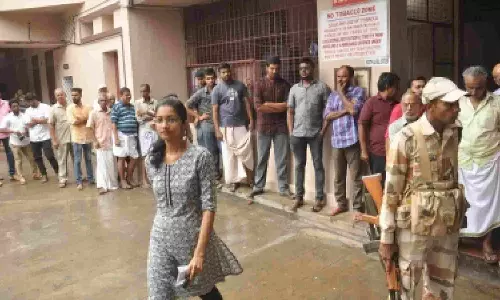 Kerala readies for polls with over 3.7 lakh first-time voters