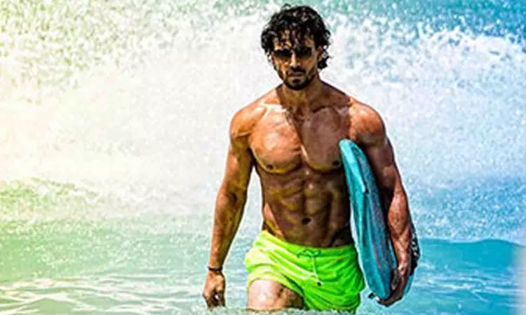 Tiger thanks Subhash Ghai for making his ‘dad’ Jackie Shroff ‘overnight superstar’