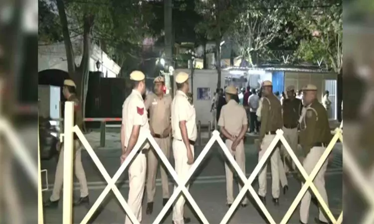 ED team reaches Arvind Kejriwals residence