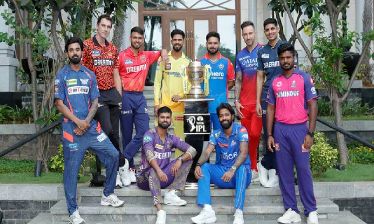 Team captains pose with trophy ahead of IPL season Team captains pose with trophy ahead of IPL season