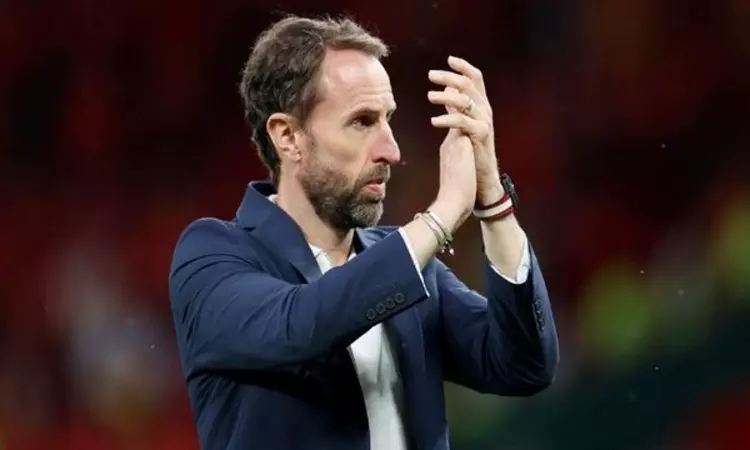 Wouldnt entertain speaking to anybody else when Im in a job: England coach Southgate on his future