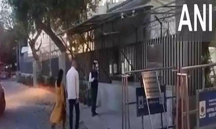 Sunita Kejriwal reaches ED office to meet arrested husband Arvind Kejriwal Sunita Kejriwal reaches ED office to meet arrested husband Arvind Kejriwal