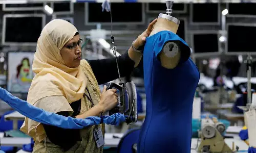 Sri Lanka cabinet approves 40% hike to minimum wage