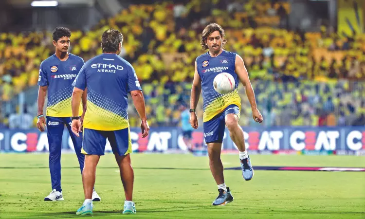 Impact player rule has allowed Dhoni to bat at No 8: Hussey Impact player rule has allowed Dhoni to bat at No 8: Hussey