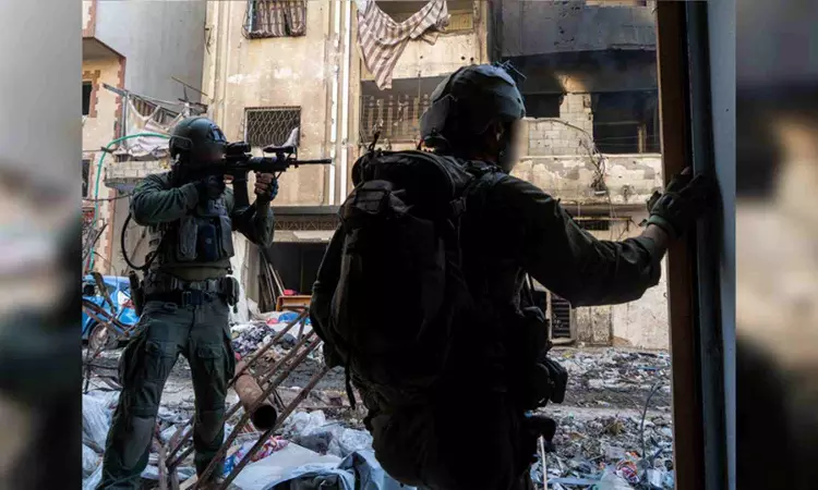 Manhunt for terrorist after 3 Israelis injured in Jordan valley shooting