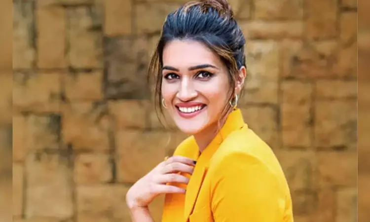 Your job becomes easier when you work with great actors like Tabu, Kareena: Kriti