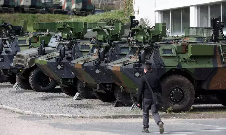 France to send old armoured vehicles, new missiles to Ukraine
