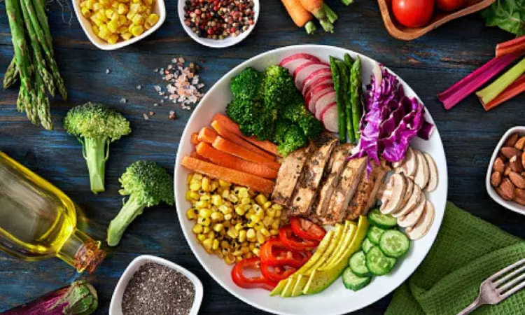 How food preferences are linked to cognition and brain health - and why a balanced diet is superior