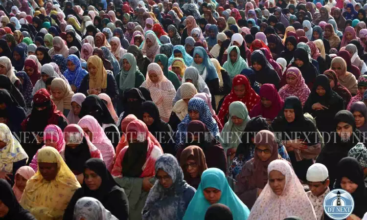 People commence Ramadan festival celebrations with special prayers