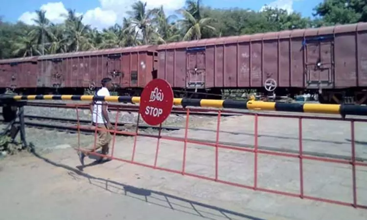 Rail traffic restored after goods train held due to hot axle near Kettandapatti railway station Rail traffic restored after goods train held due to hot axle near Kettandapatti railway station