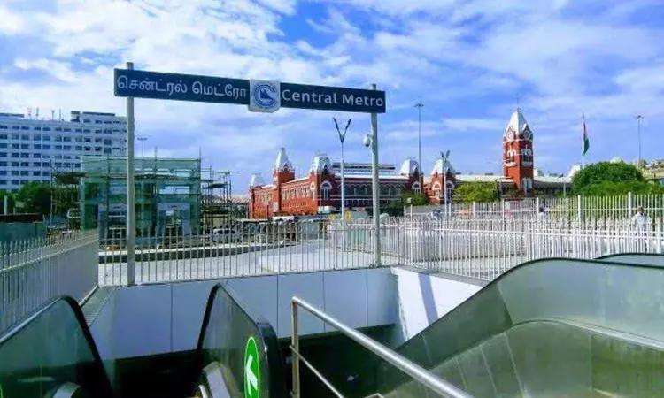 Faulty escalator irks passengers at Chennai Central Metro Rail station