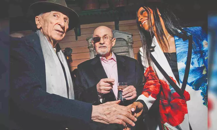 Writers block: Salman Rushdie is literary Manhattan’s toast, again Writers block: Salman Rushdie is literary Manhattan’s toast, again