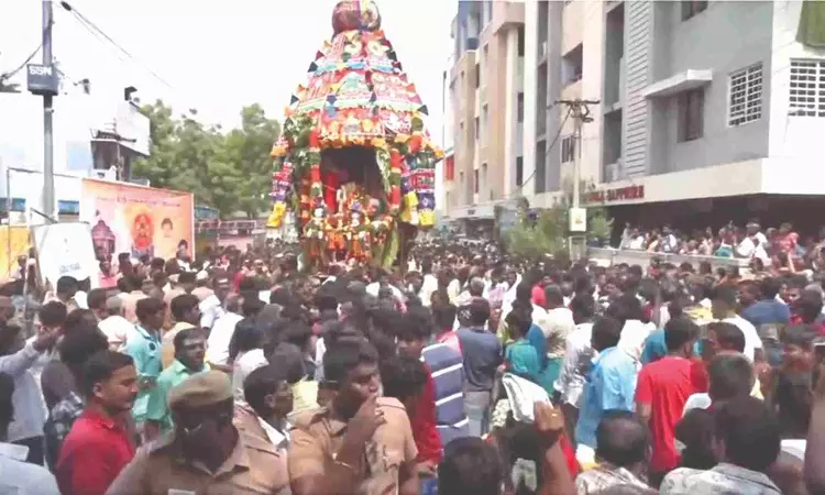 Vekkali Amman temple car festival held in Tiruchy Vekkali Amman temple car festival held in Tiruchy