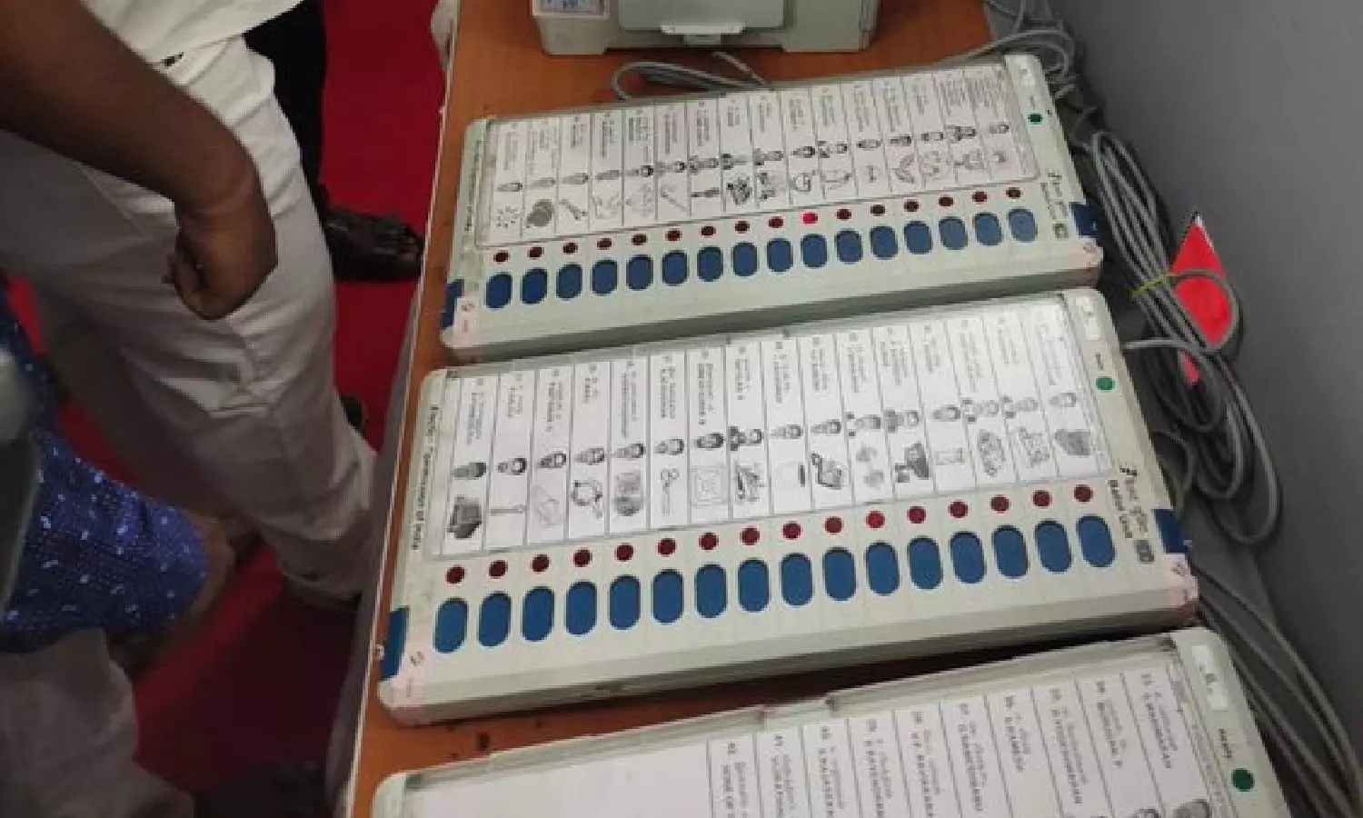 Exit polls get it wrong yet again
