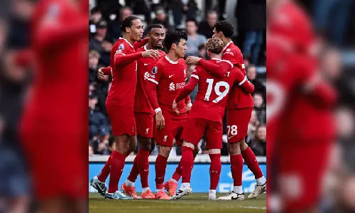 Premier League: Liverpool win at Fulham to go level with leaders Arsenal