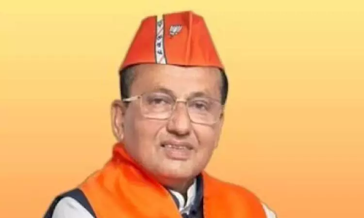 BJP draws first blood, bags Surat unopposed BJP draws first blood, bags Surat unopposed