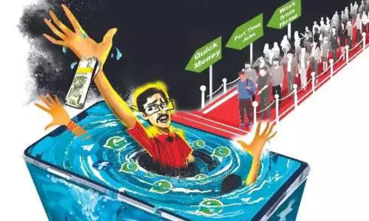 Woman constable, associates booked for cheating traffic police constable luring to invest in online business