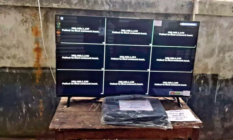 EVMs strongroom monitoring screens blackout in Ooty govt polytechnic college EVMs strongroom monitoring screens blackout in Ooty govt polytechnic college
