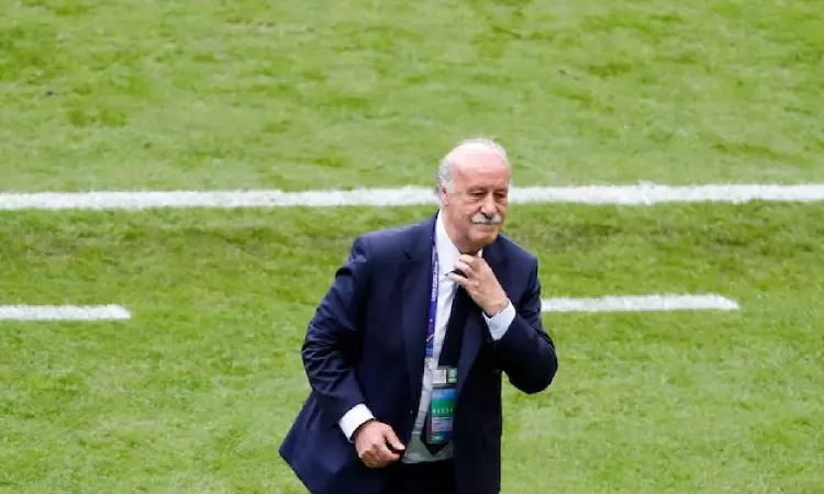 Spain appoints ex-coach Del Bosque to oversee football federation Spain appoints ex-coach Del Bosque to oversee football federation