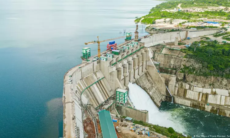 Pitting hydropower against weather extremes?
