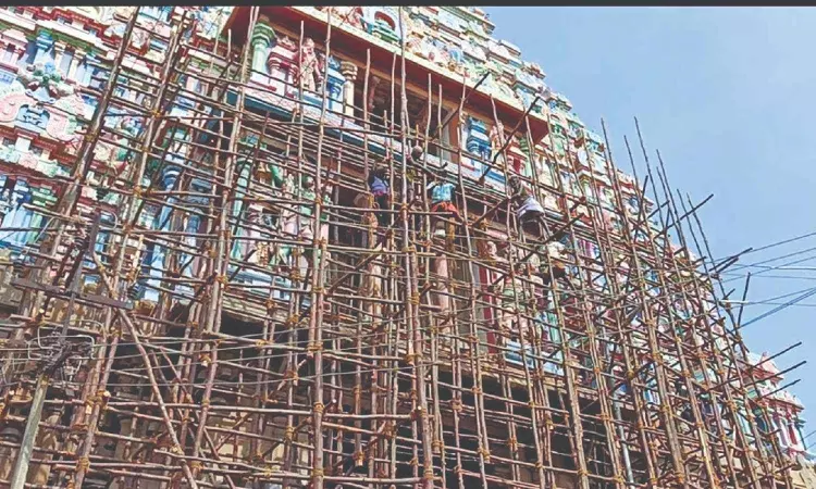 Repair of damaged Srirangam east tower begins Repair of damaged Srirangam east tower begins
