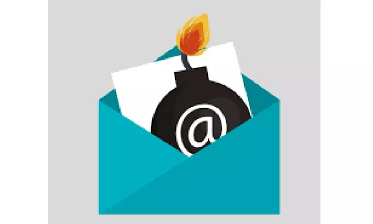 Bomb threat: Ktaka police launch probe into email received at Mangaluru airport Bomb threat: Ktaka police launch probe into email received at Mangaluru airport