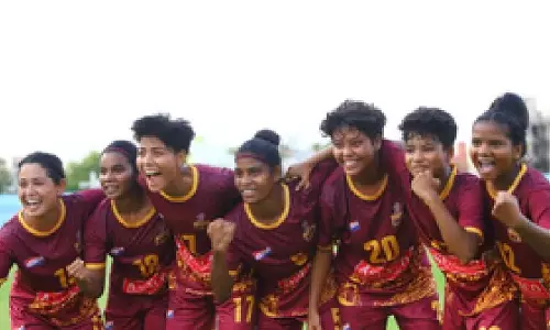 Sr womens football nationals: Tamil Nadu remain on top of Group A as Bengal storm back