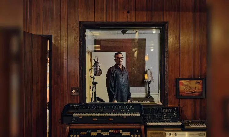 How a Novelist Became a Pop Star How a Novelist Became a Pop Star