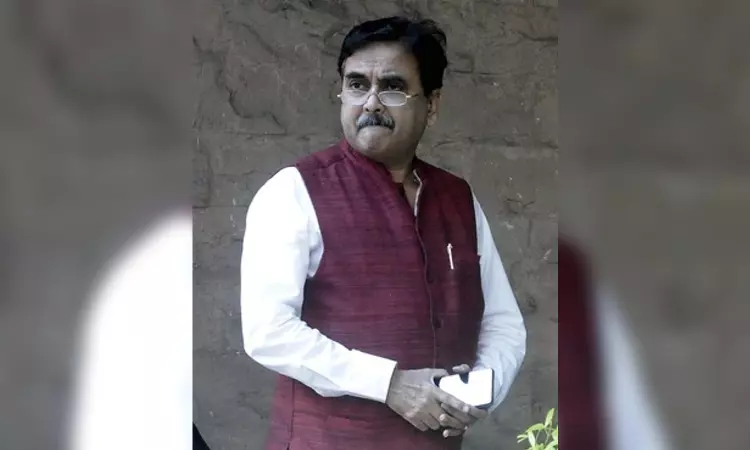 New bench in Calcutta HC to hear plea of ex-judge & BJP candidate Abhijit Gangopadhyay New bench in Calcutta HC to hear plea of ex-judge & BJP candidate Abhijit Gangopadhyay