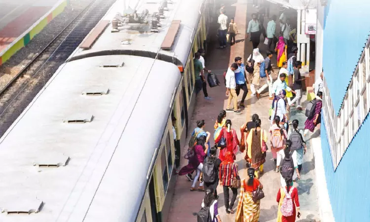 Boarding EMU a taxing affair at Chengalpattu, say commuters