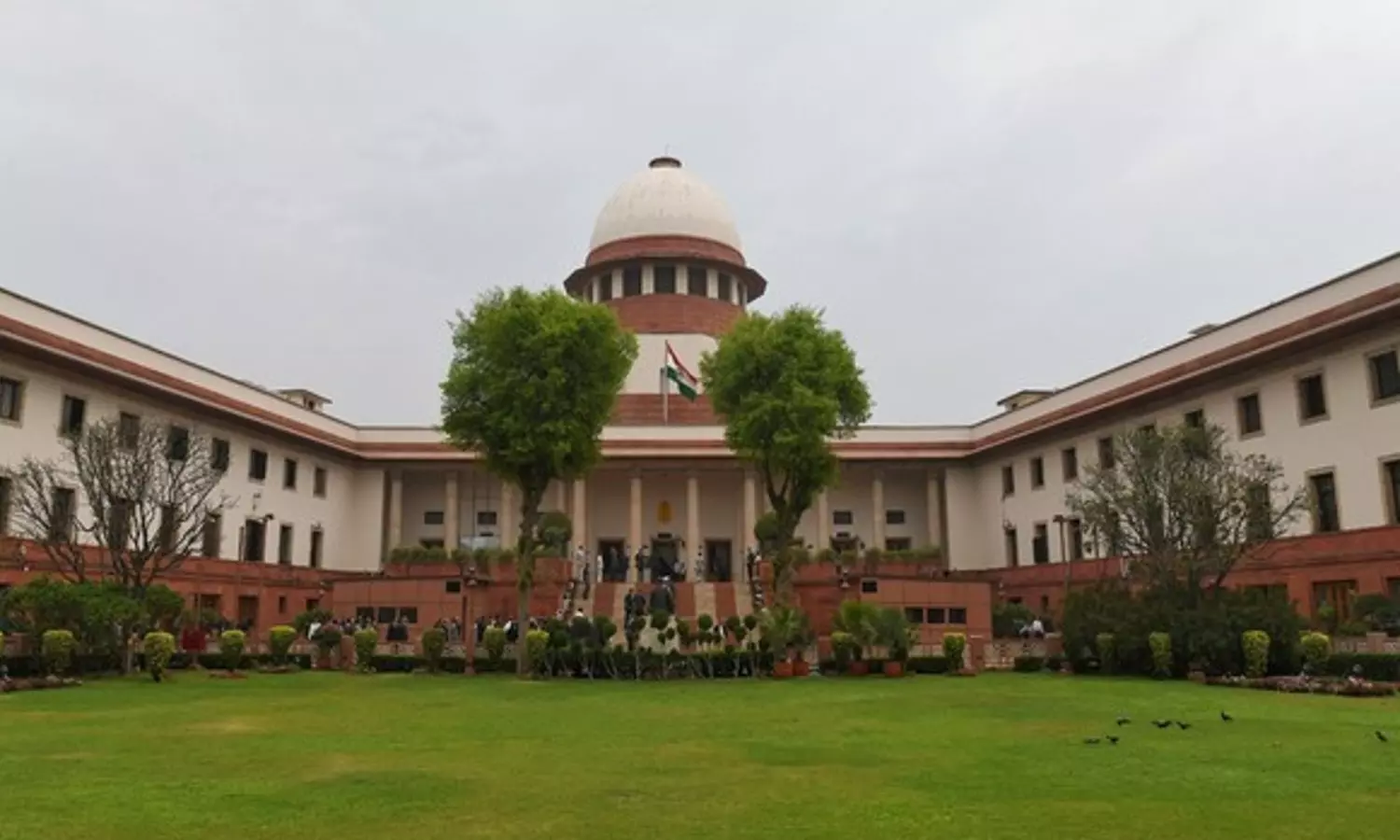 Supreme Court grants interim relief to ex-Tamil Nadu special DGP Rajesh Das in sexual harassment case