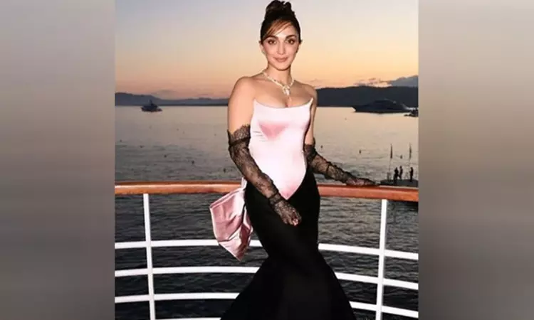 Kiara Advani dazzles in pink-black corset gown at Cannes Women in Cinema Gala dinner Kiara Advani dazzles in pink-black corset gown at Cannes Women in Cinema Gala dinner