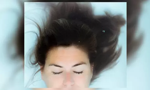 Nightmares, hallucinations in daytime may signal onset of lupus: Study