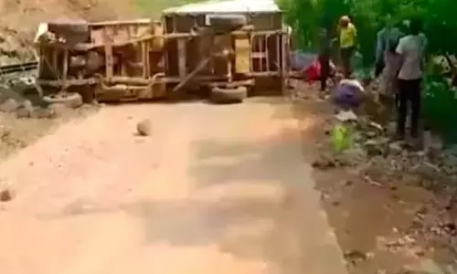 Chhattisgarh accident: Vehicle carrying tendu leaves collectors falls into valley, 18 women among 19 dead